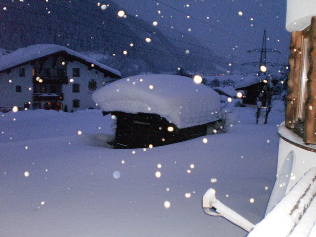 Appartamento Haus Mattle Pettneu am Arlberg Camera foto